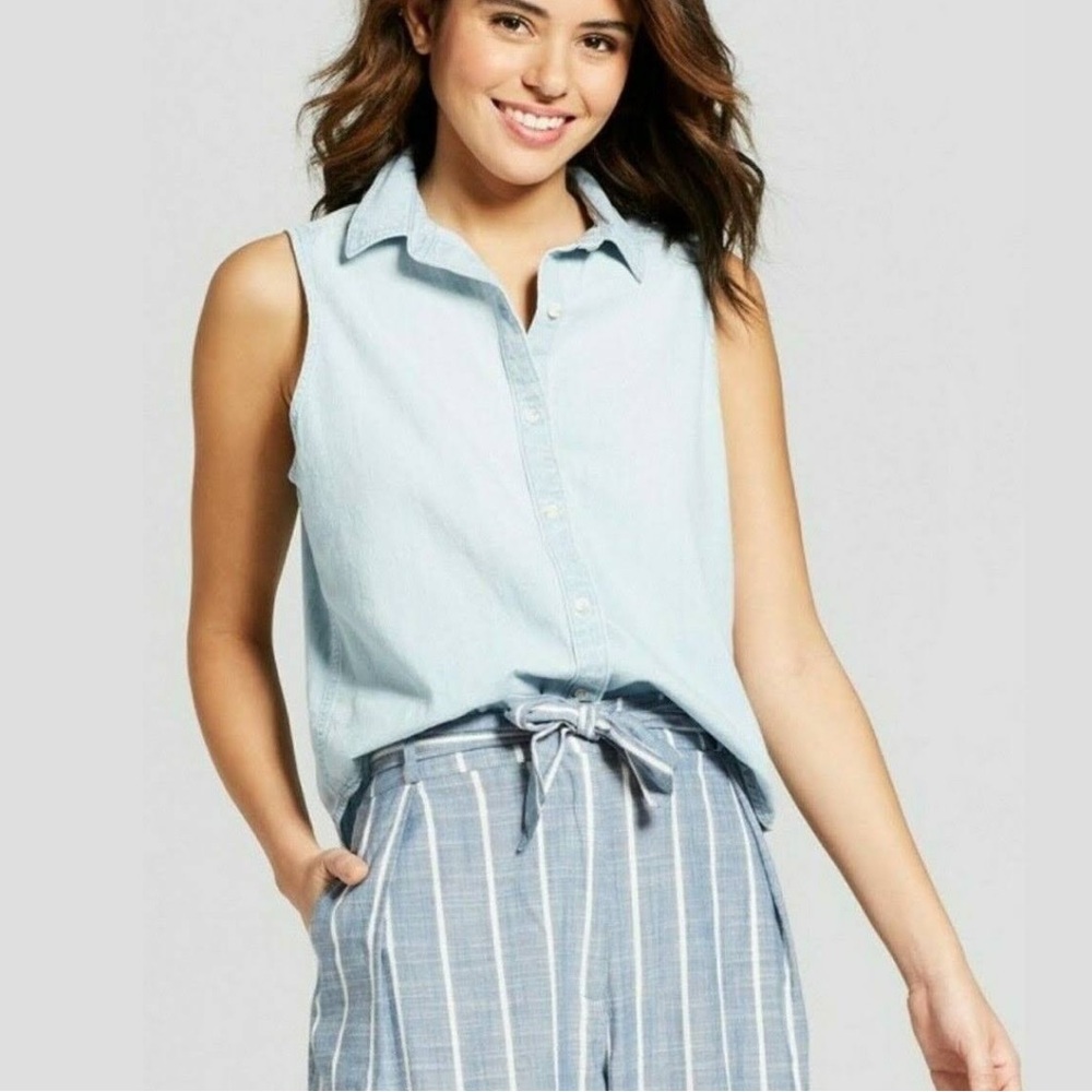 Universal Thread Denim Sleeveless Top